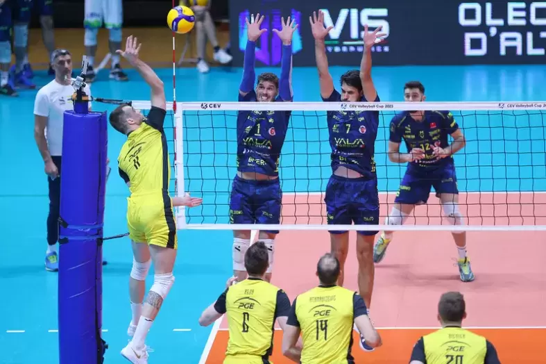 «Модена» vs «Скра»