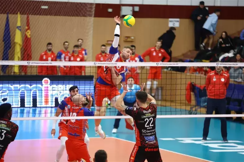 «Аркада» vs «Лубе Чивітанова»