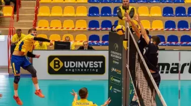 "Юридична Академія" у напруженiй боротьбі перемогла "Барком-Збірну України U-18"