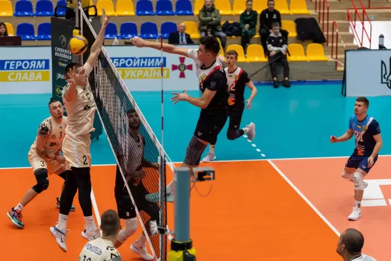 В матчі VI туру Суперліги-Будінвест волейболісти “МХП-Вінниця” знову перемогли  “Решетилівку”