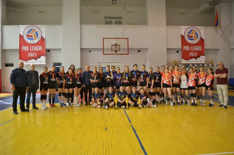 Жіноча професійна ліга Вірменії